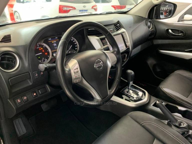 NISSAN - FRONTIER - 2018/2019 - Preta - R$ 144.900,00